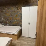 Suterenni Na Hejtmance U Letiste V Mlade Boleslavi * 믈라다볼레슬라프