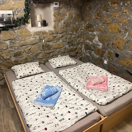 Habitación en casa particular Suterénní Na Hejtmánce U Letiště V Mladé Boleslavi Mladá Boleslav