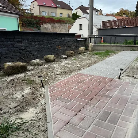Suterenni Na Hejtmance U Letiste V Mlade Boleslavi